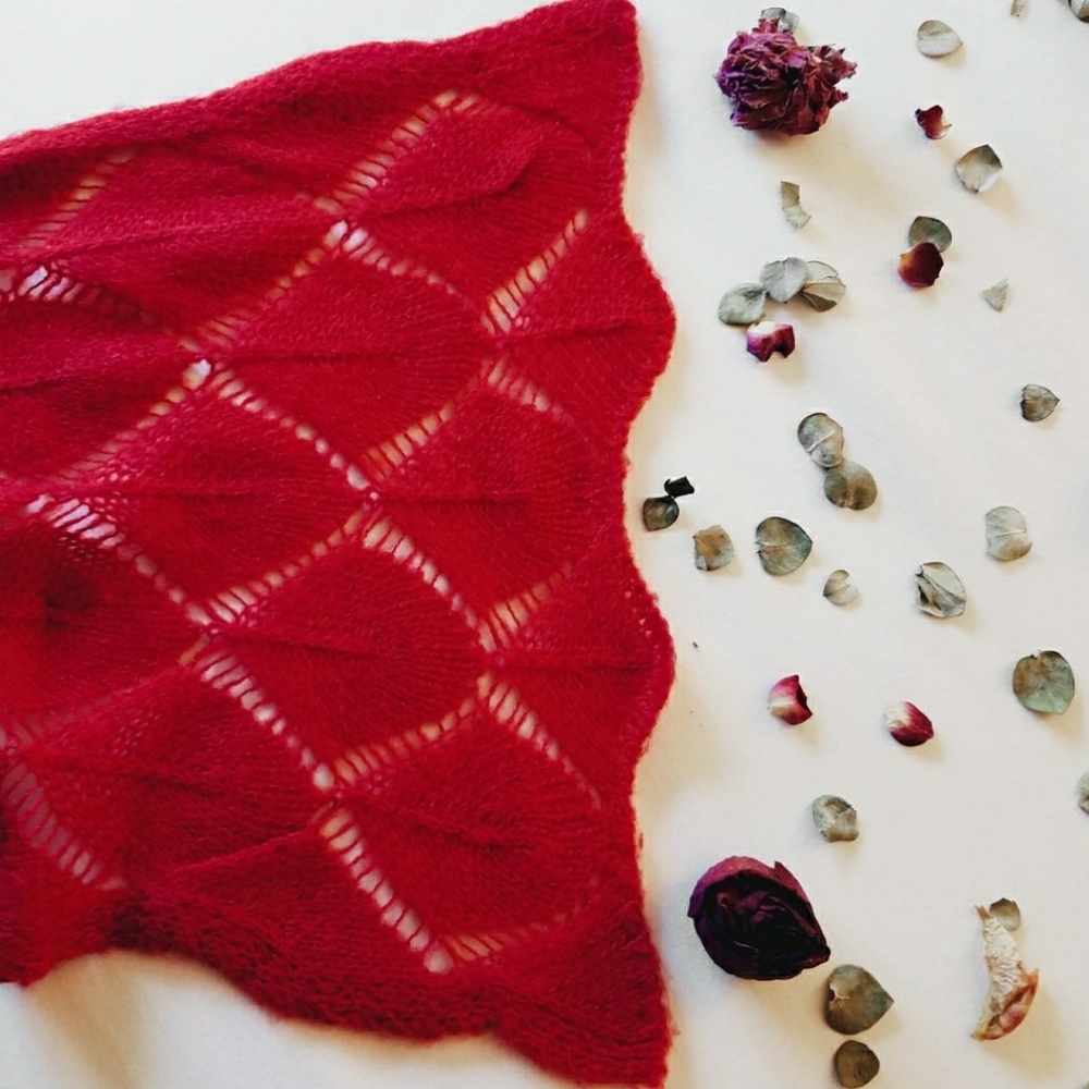 Beautiful Red Scarf - Picture 4 of 5
